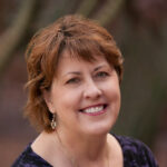 Kathy Pujat headshot.